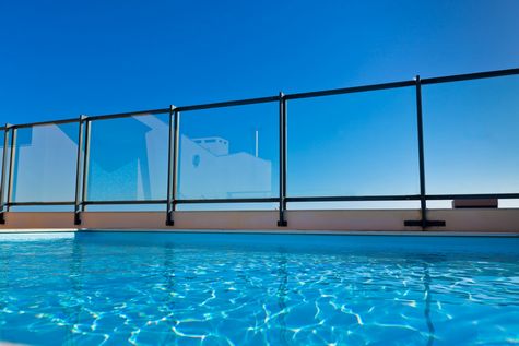 CTY XÂY DỰNG TẤN PHÁT HOÀNG MINH, Lan can kính cường lực