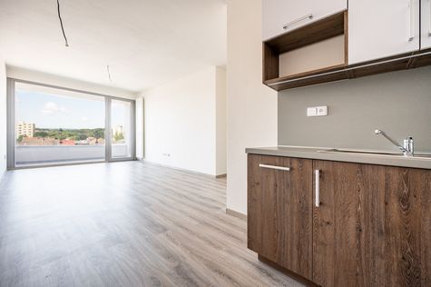 Công ty TNHH Tư Vấn Kiến Trúc - Xây Dựng Hưng Phát, Sàn nhựa