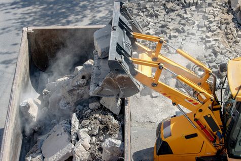 Công ty TNHH Đầu Tư Xây Dựng Nội Thất Toàn Cầu, Phá dỡ