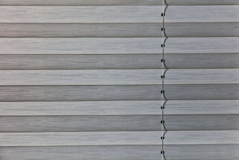 Thế giới Rèm cửa, Rèm cầu vồng