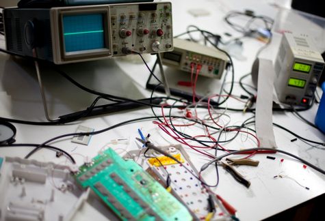 SỬA CHỮA ĐIỆN - NƯỚC TẠI NHÀ TP. HCM, Bảo trì bảo dưỡng thang máy