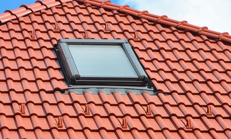 MÁI HIÊN MÁI XẾP HƯNG PHÁT, Mái kính giếng trời