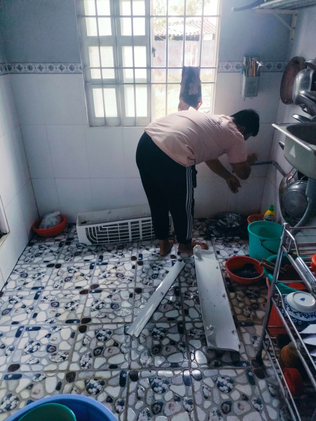Vệ sinh máy lạnh 