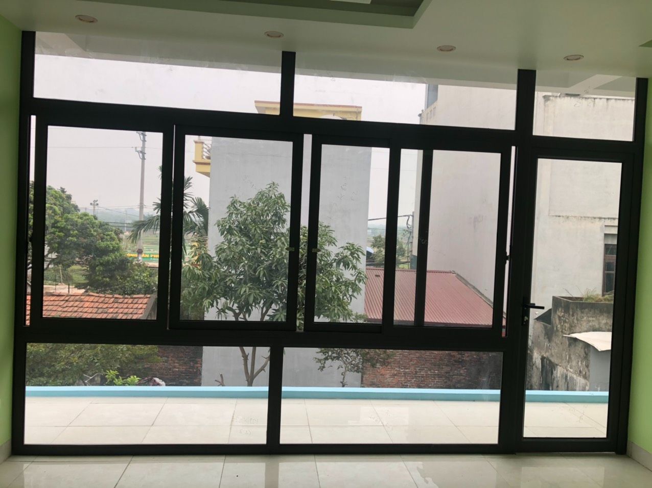 Thi công cửa nhôm kính