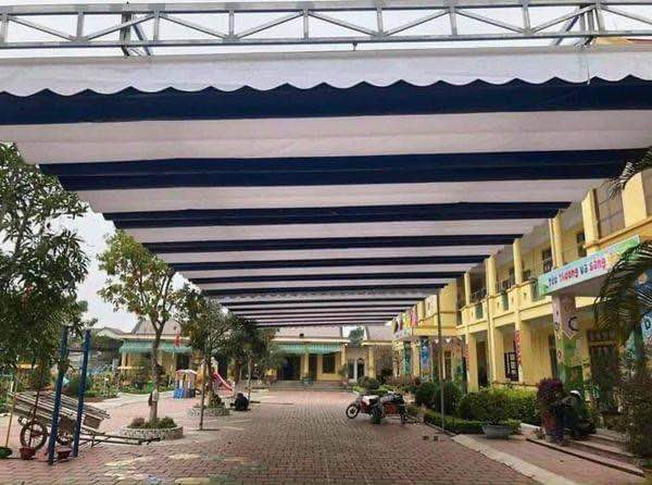 Thi công lắp đặt mái hiên