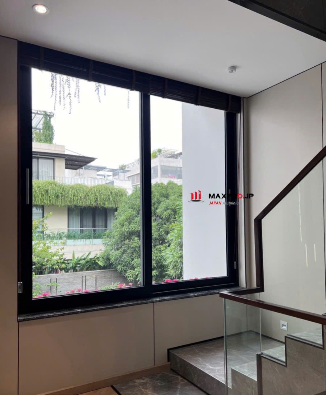 Thi công cửa sổ nhôm kính 