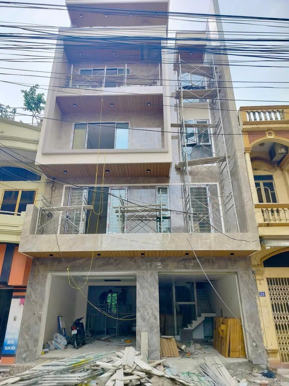 Xây dựng nhà tầng 