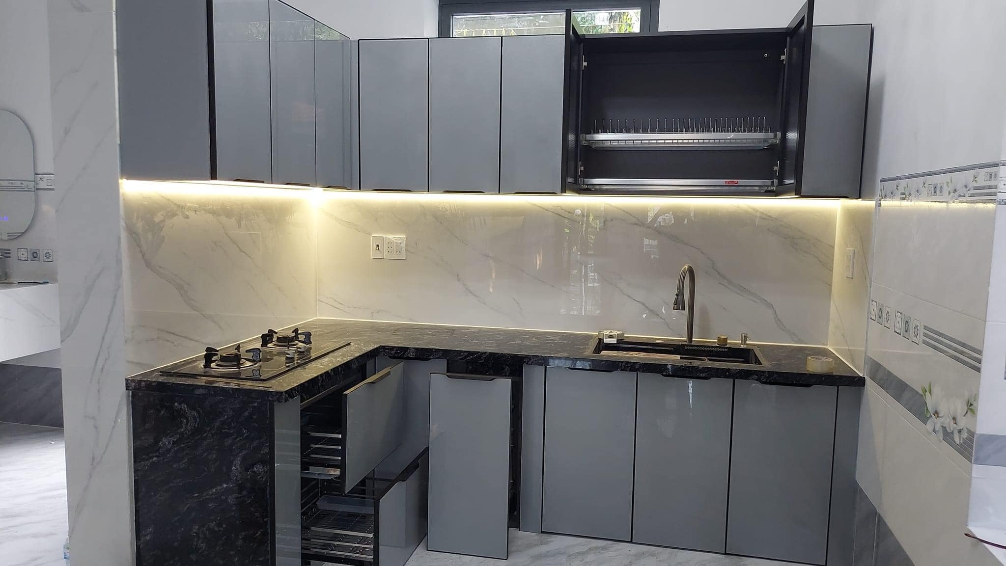 Tủ bếp hiện đại 