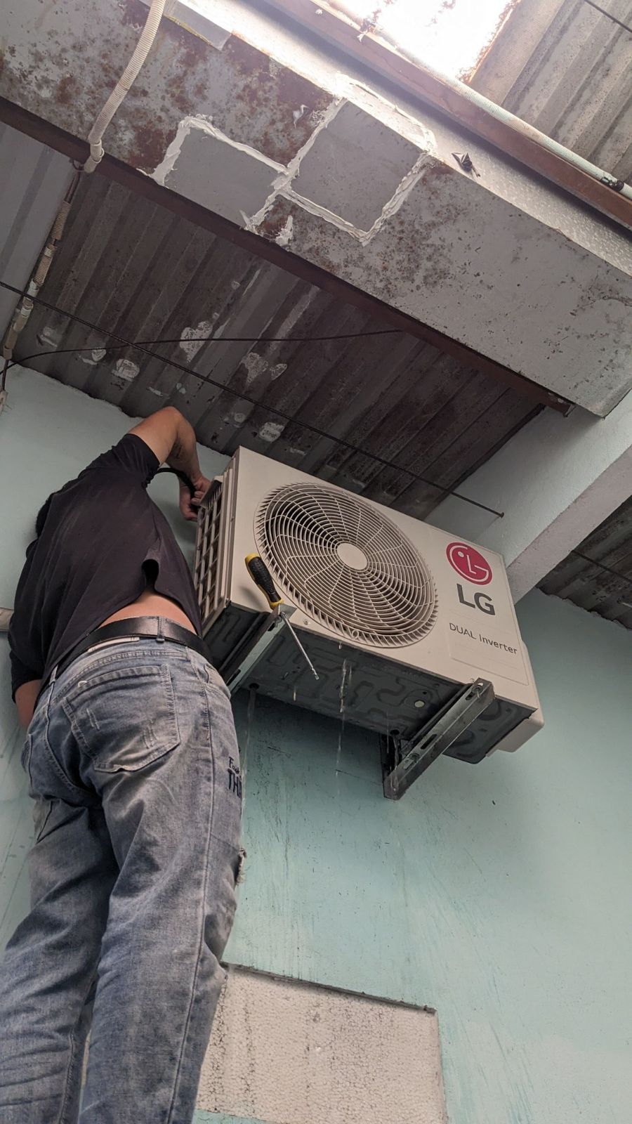 Sửa chữa máy lạnh