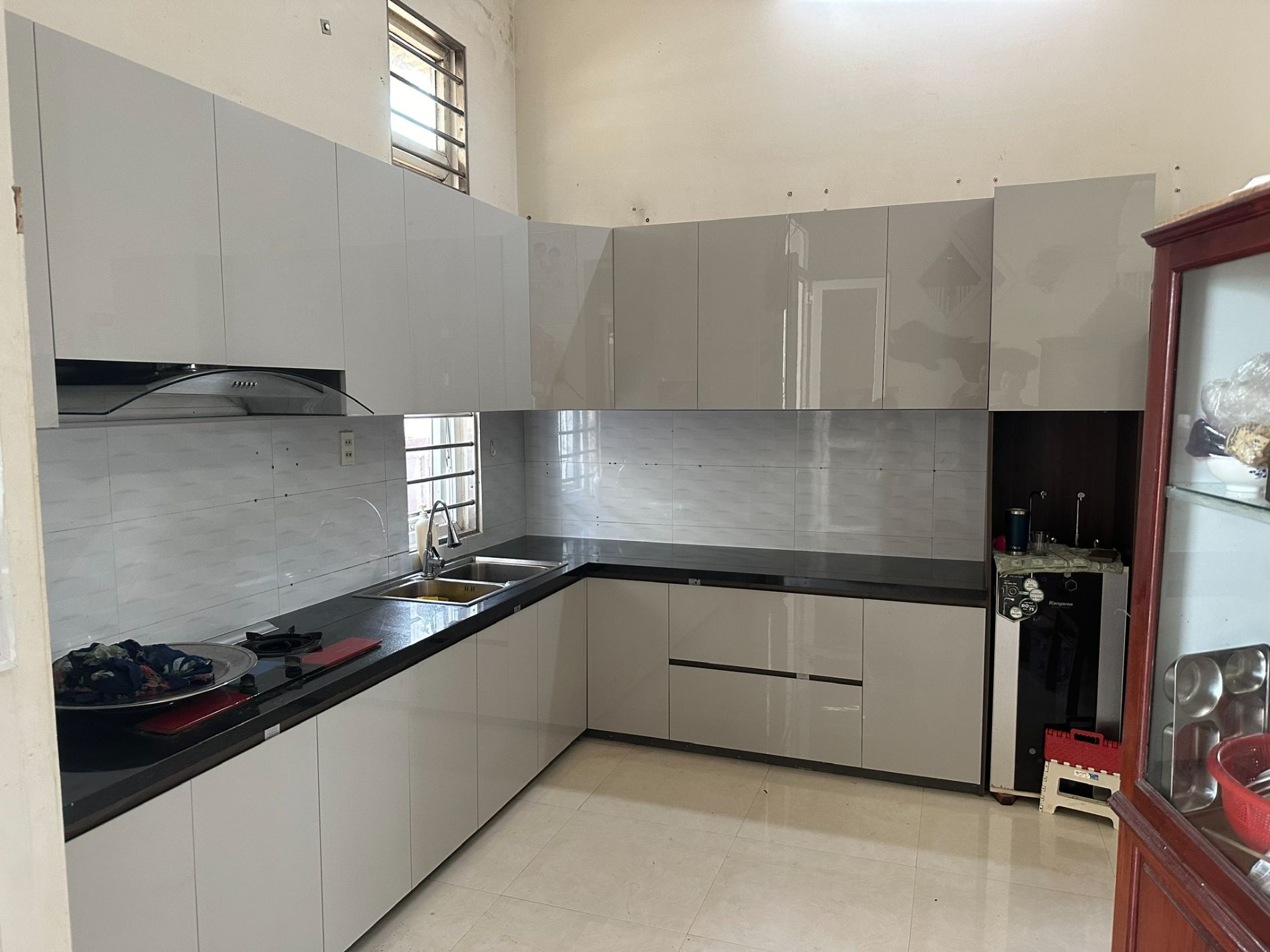 Tủ bếp hiện đại 