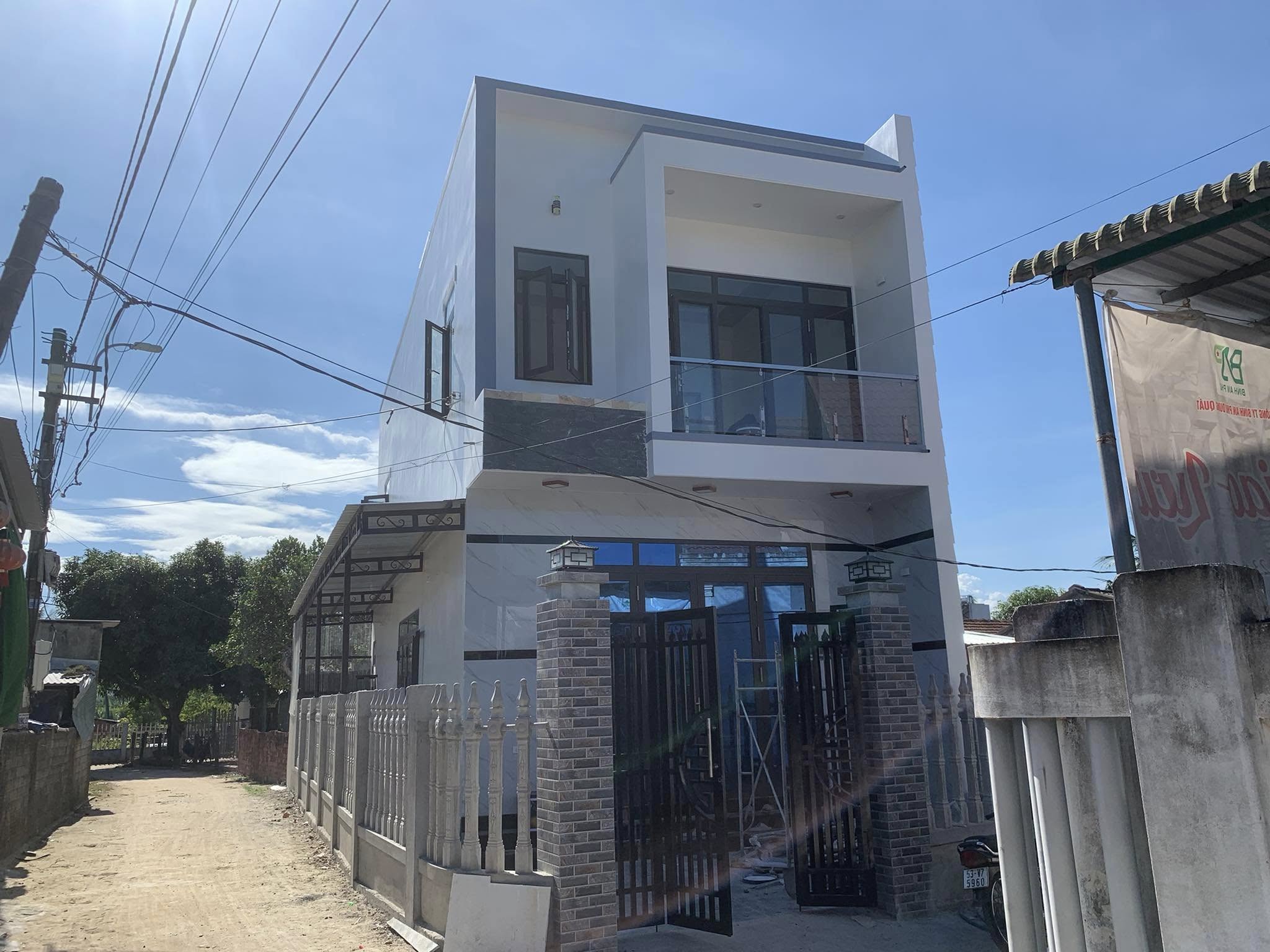 Thi công cửa nhôm xingfa 