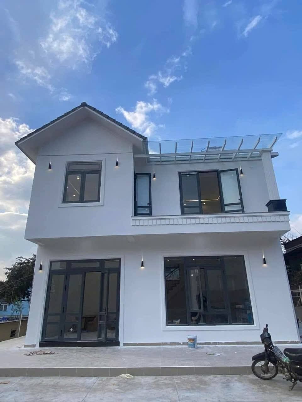 Thi công cửa nhôm kính cho nhà ở 