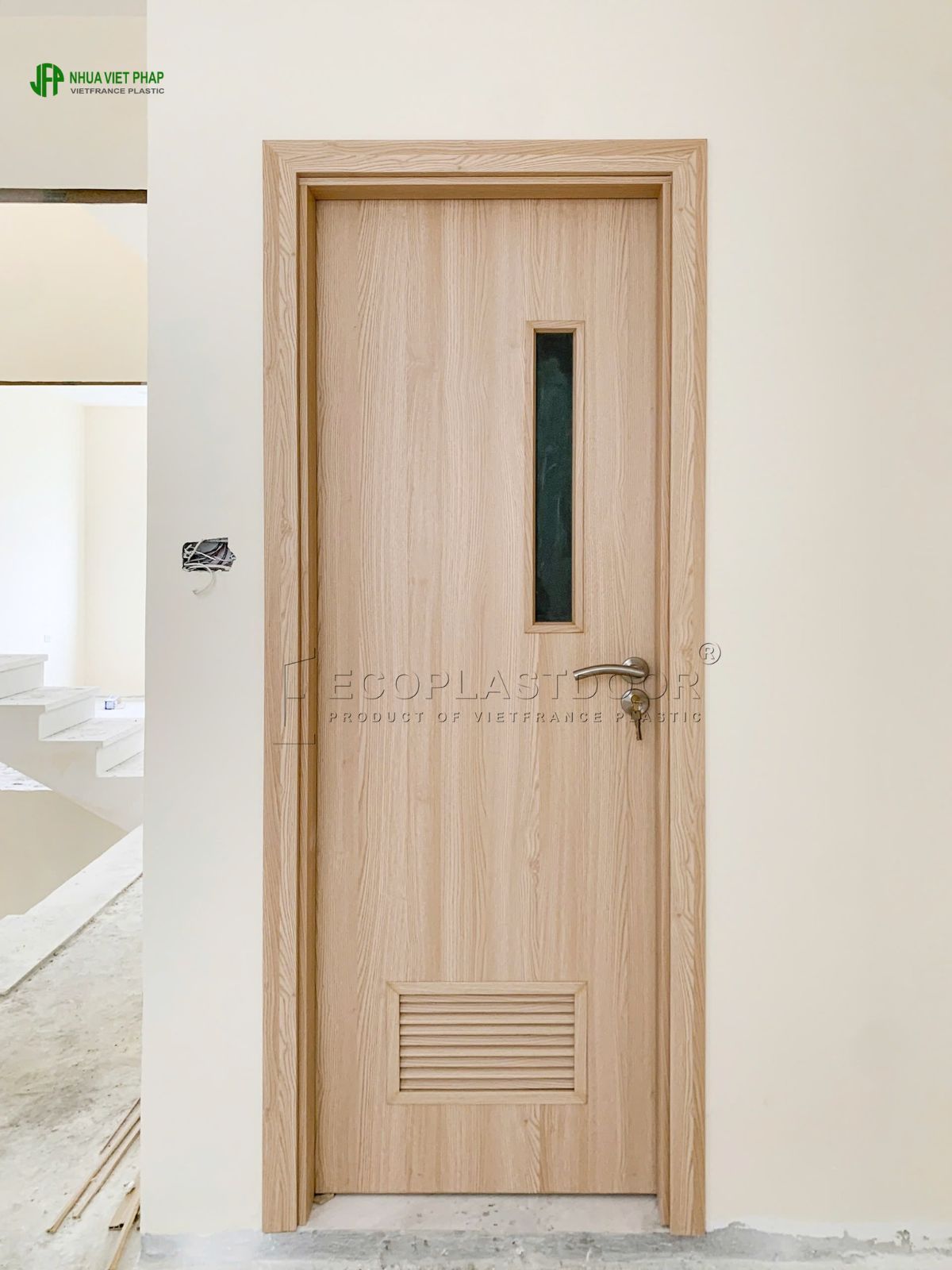 Thi công cửa gỗ nhựa 