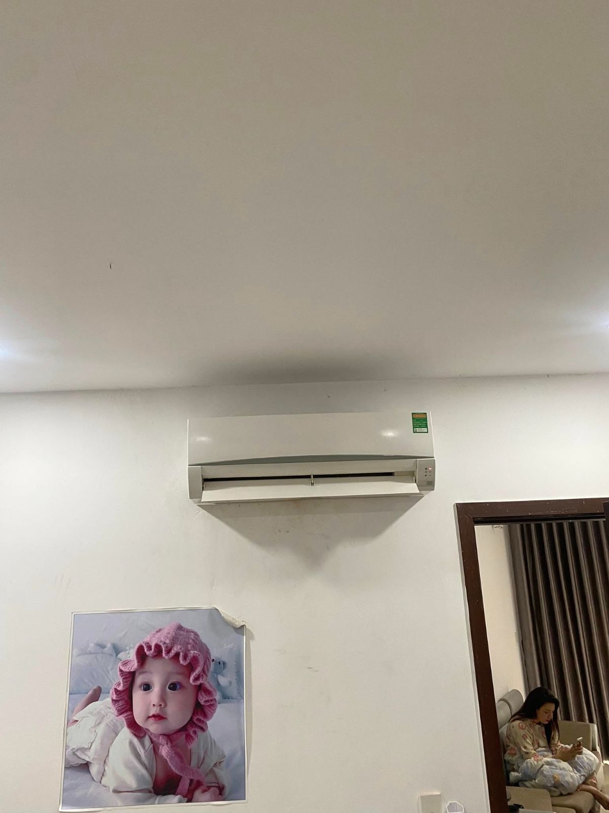 Lắp máy lạnh