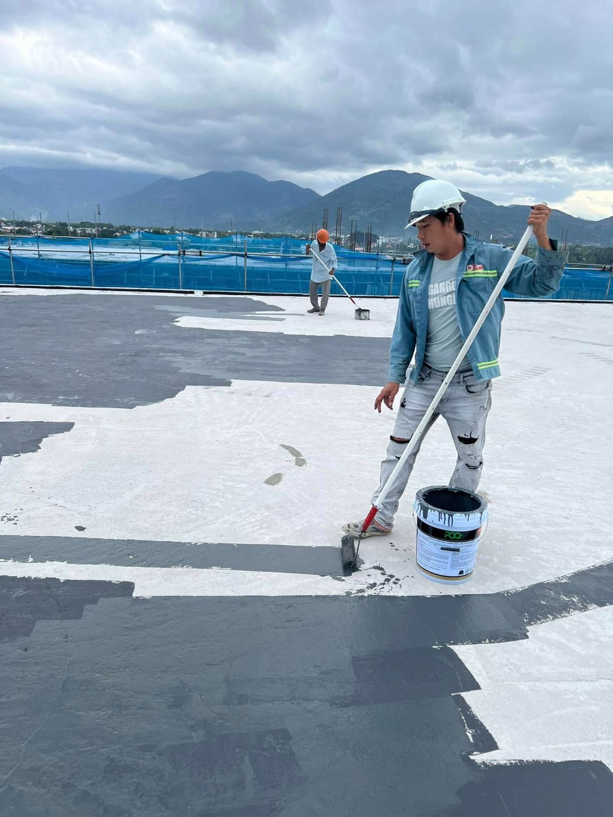 Thi công chống thấm cho công trình 