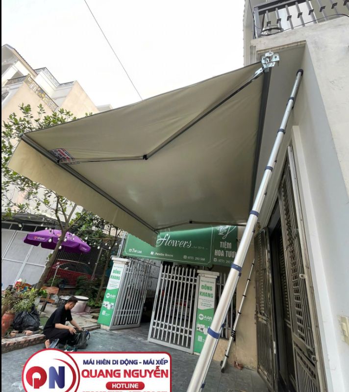 Thi công mái hiên di dộng 