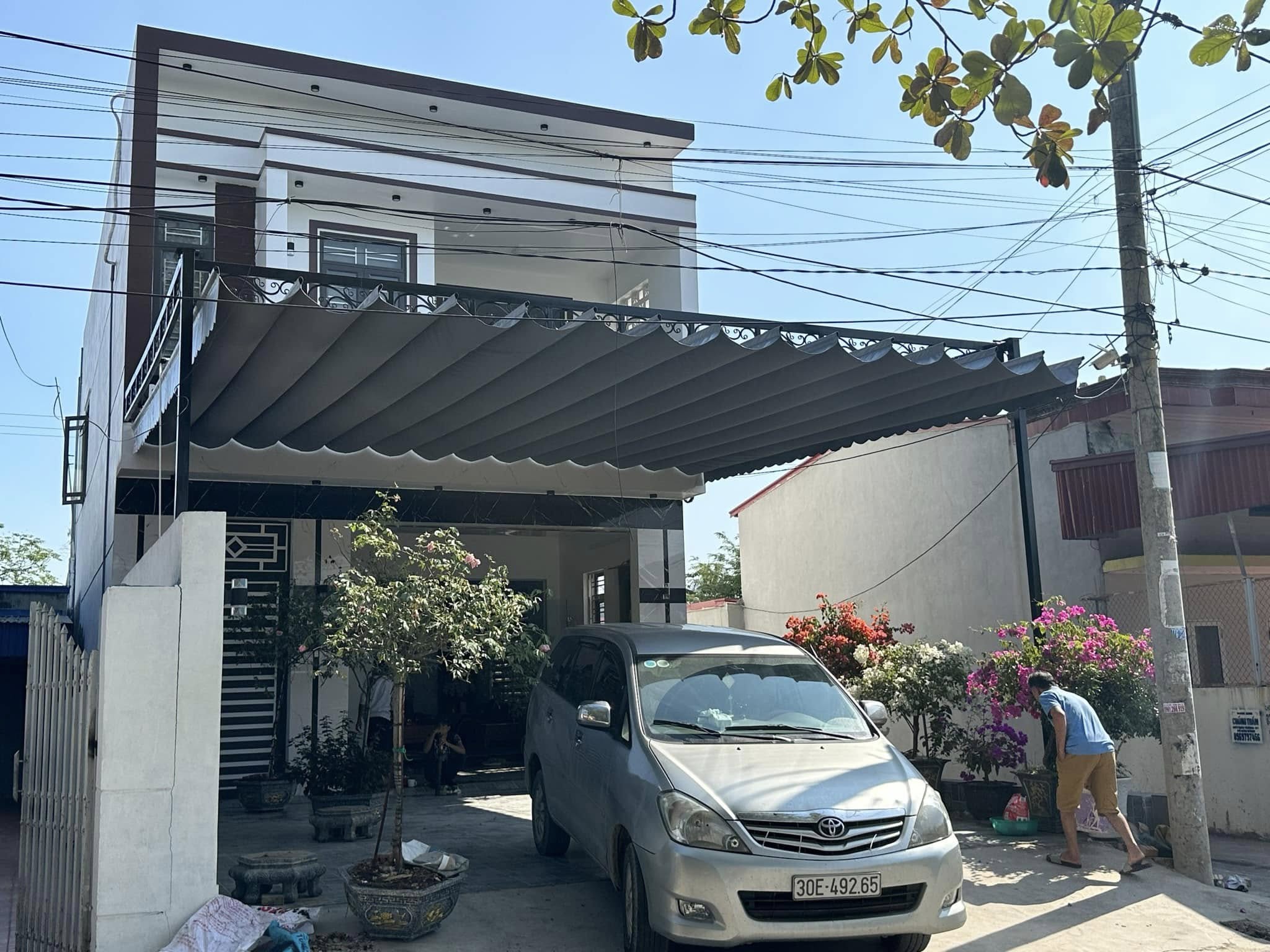 Lắp mái bạt xếp 