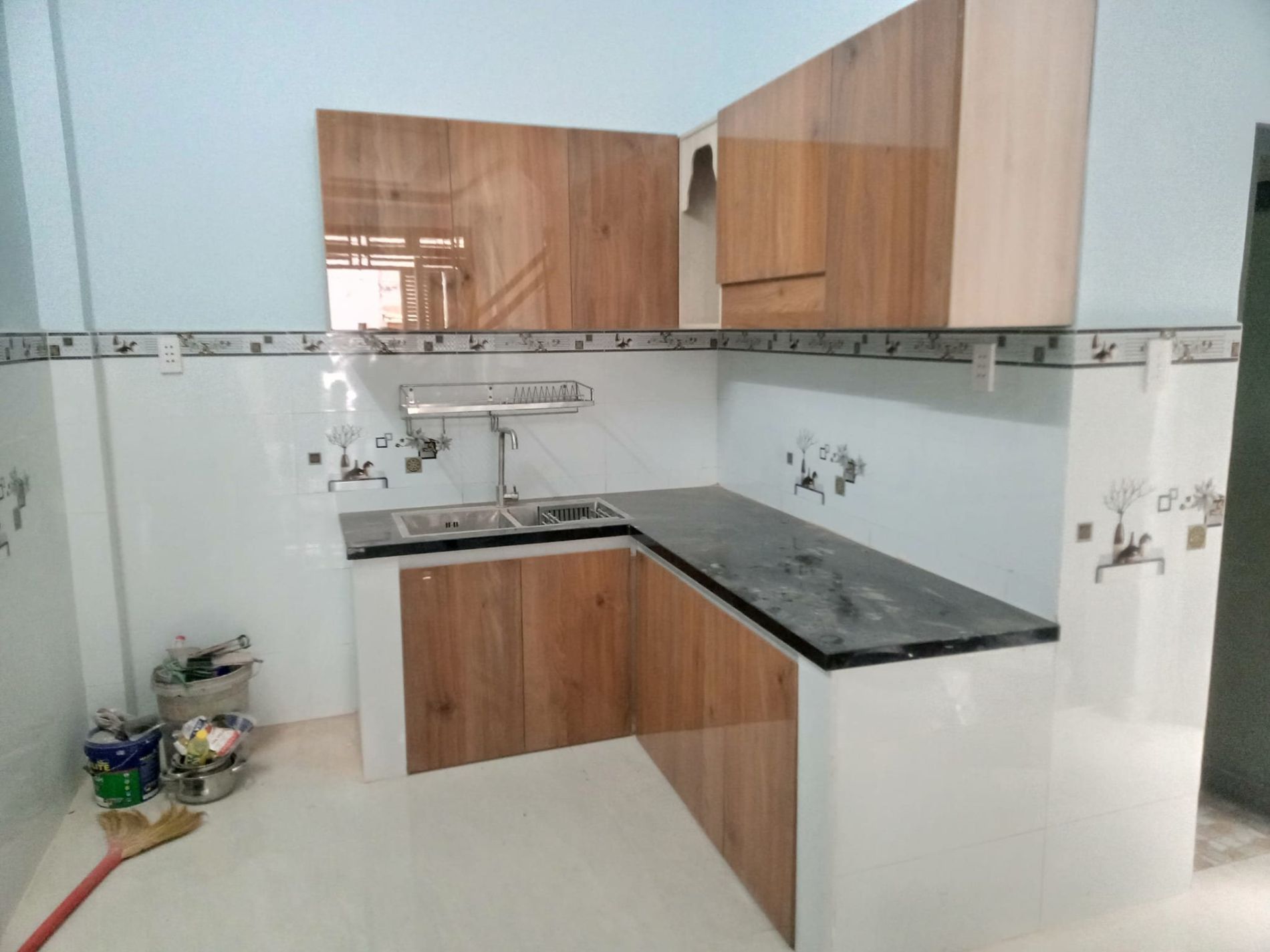 Hoàn thiện tủ bếp 