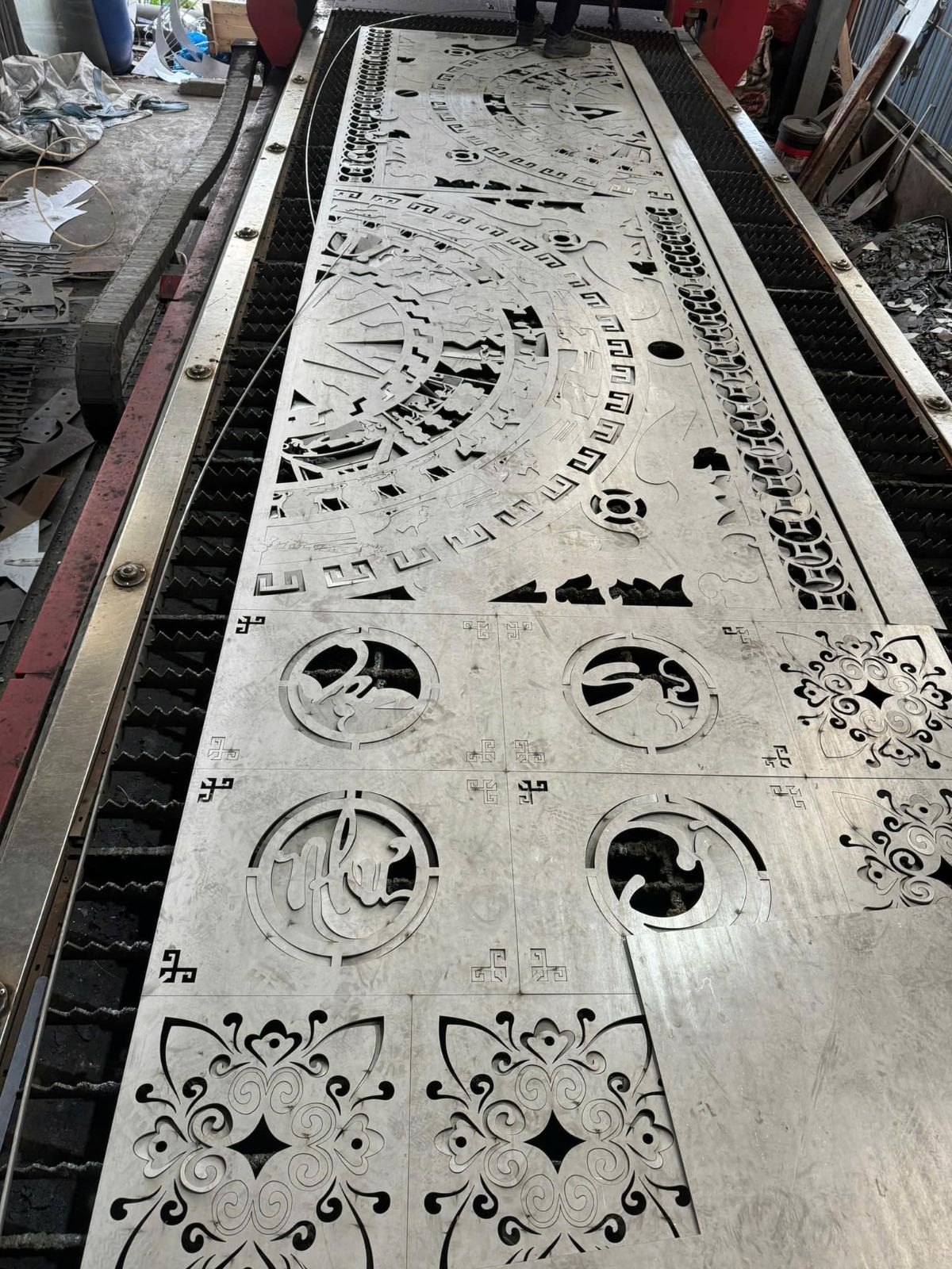 Hoàn thiện cắt cnc 