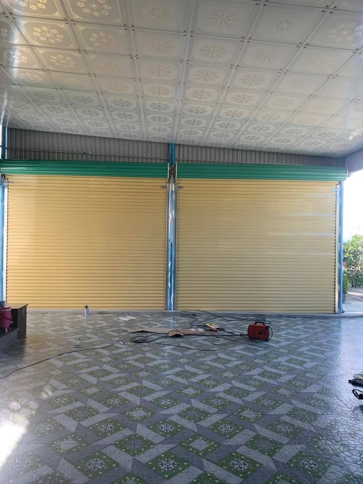 Lắp cửa cuốn