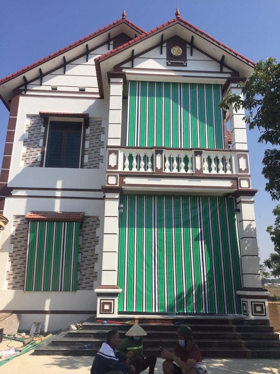 Lắp mái che 