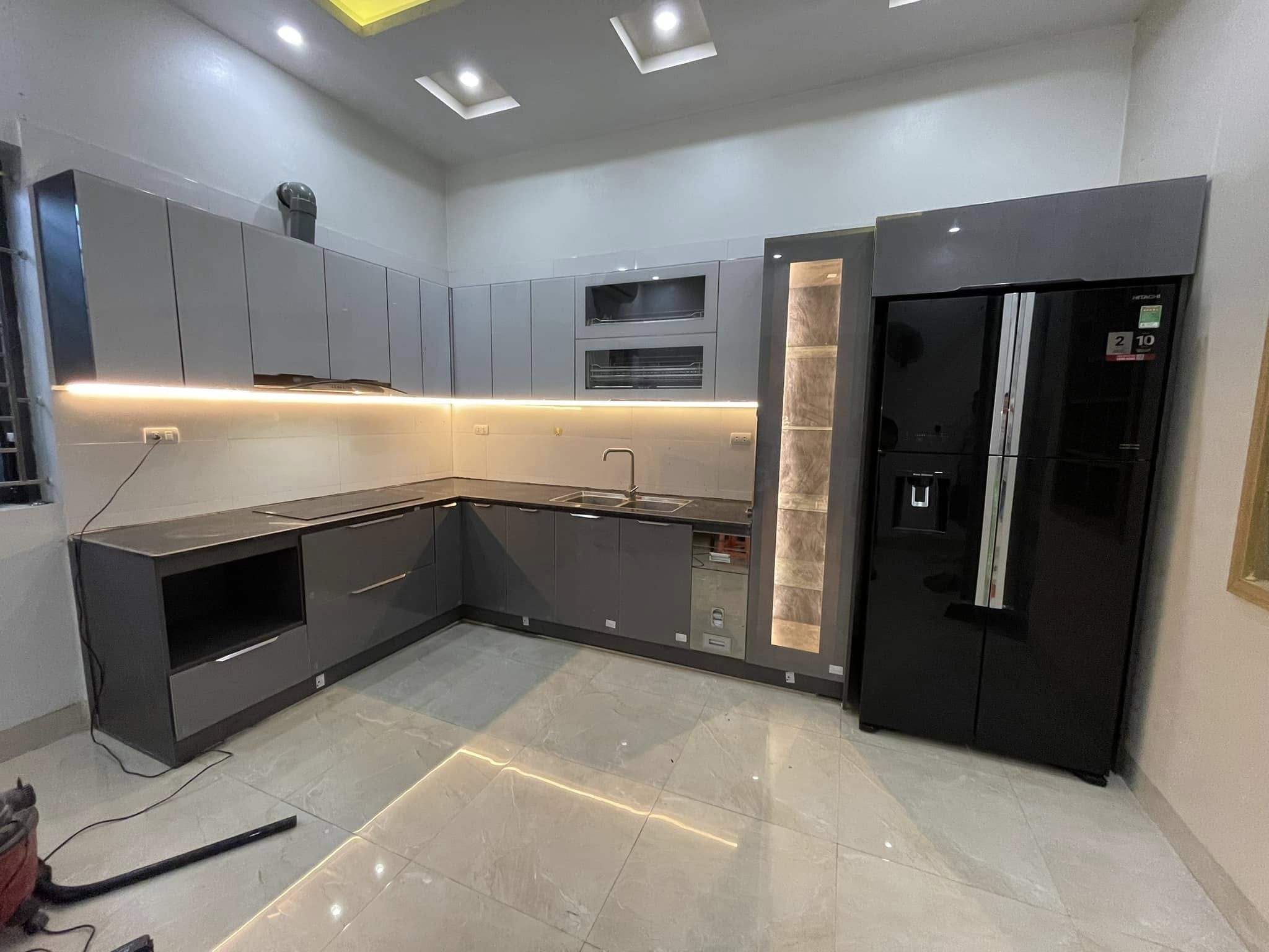 Hoàn thiện tủ bếp