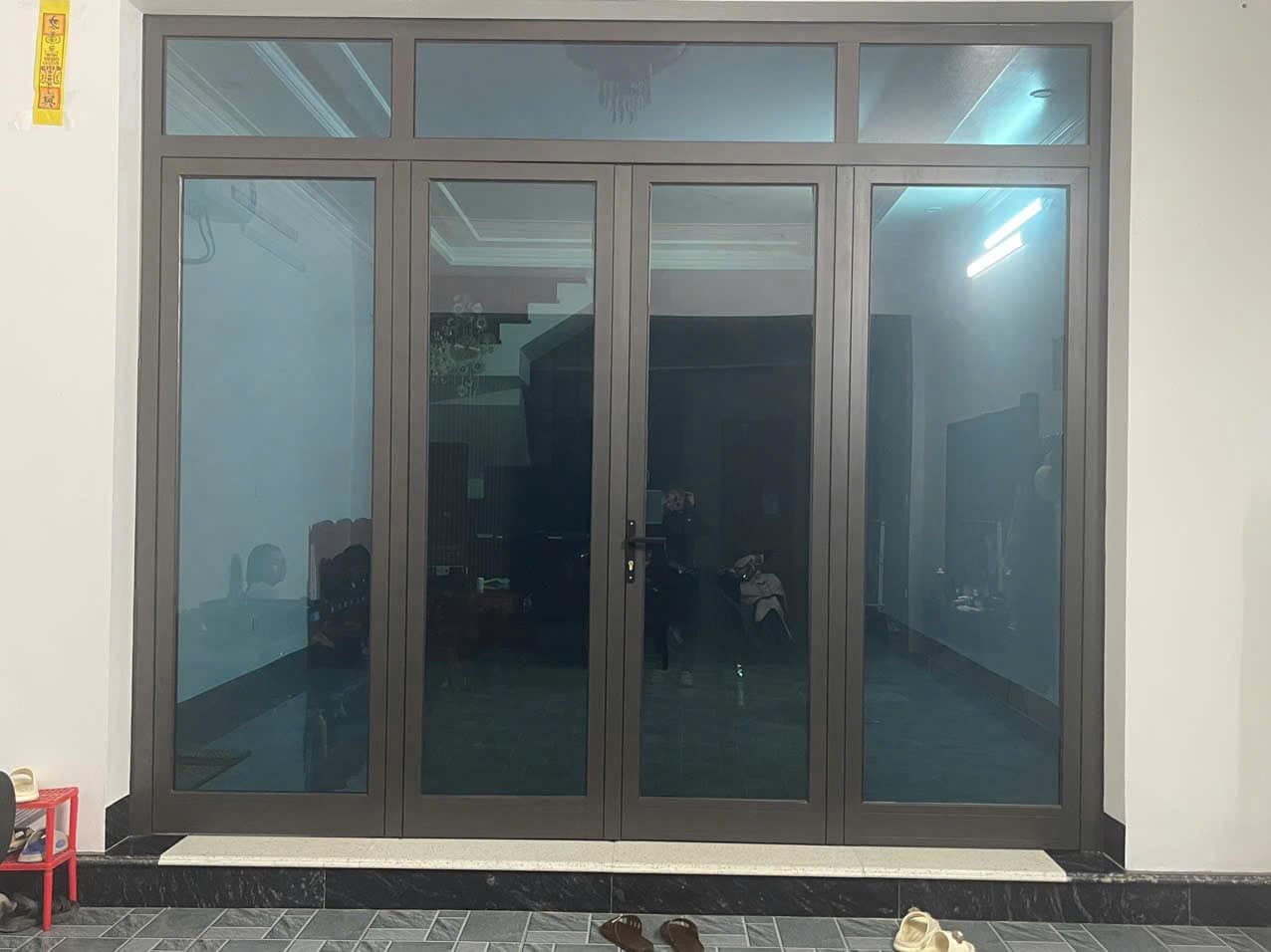 Hoàn thiện cửa nhôm xingfa 