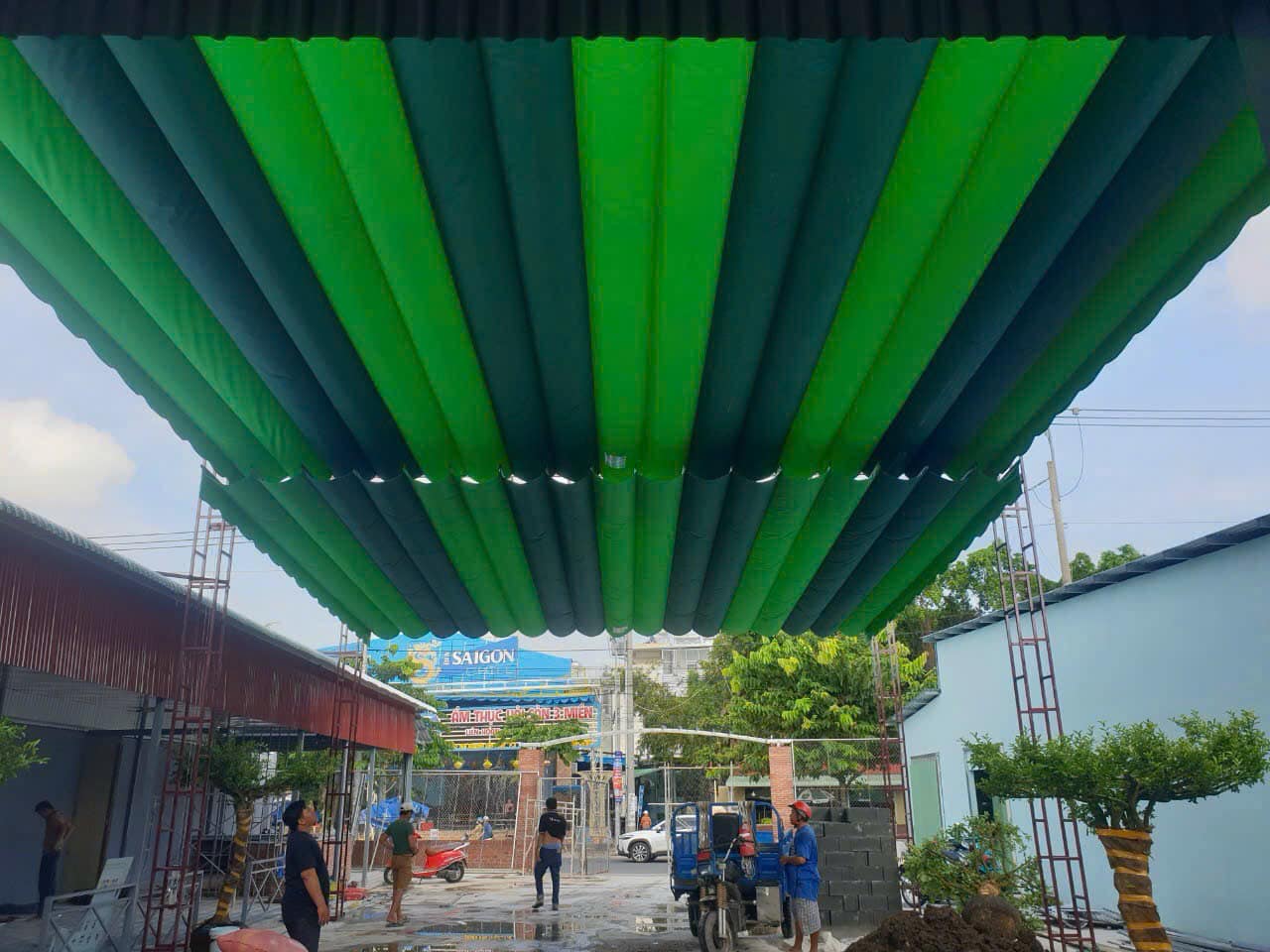 Mái xếp lượn sóng 