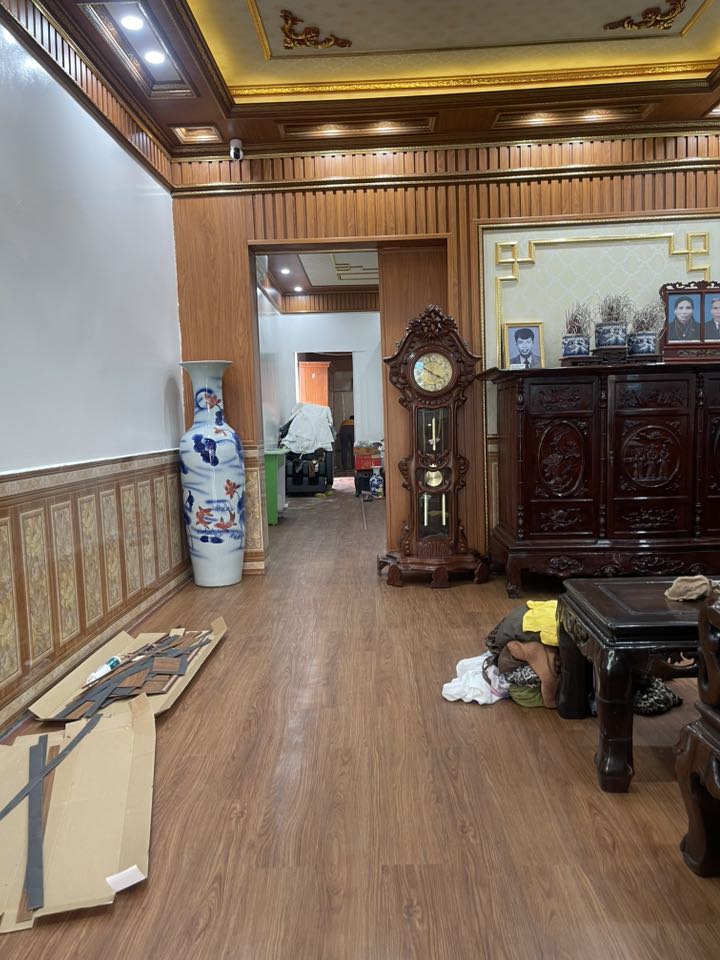 Sàn nhựa vân gỗ trải keo rời
