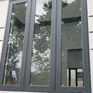Lắp đặt cửa nhôm xingfa 