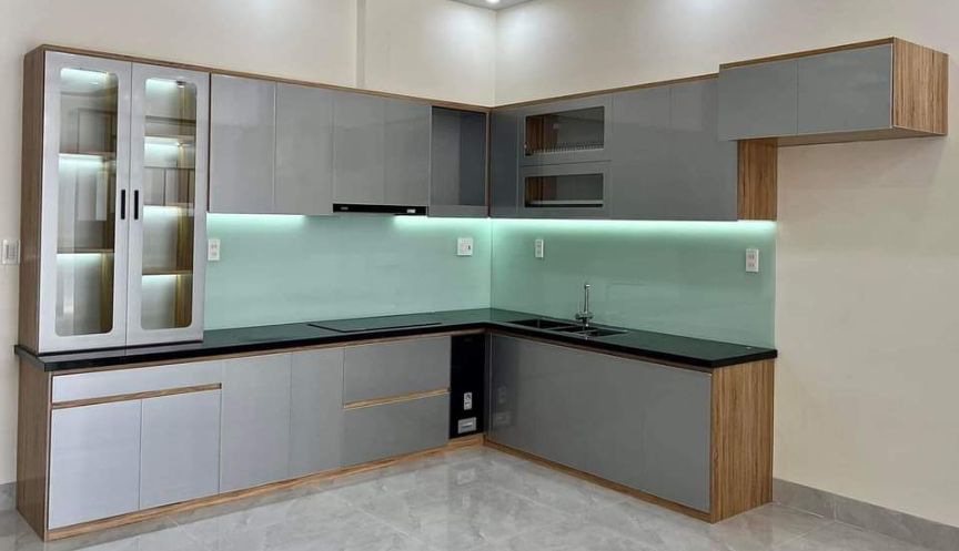 Hoàn thiện lắp đặt tủ bếp 