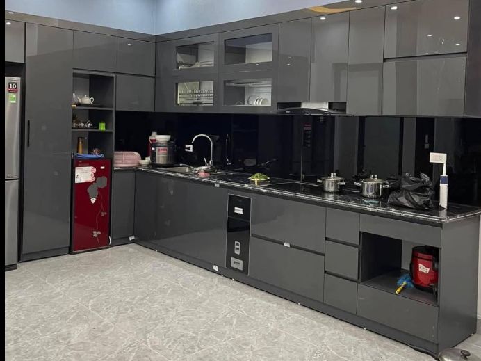 Thi công tủ bếp hiện đại