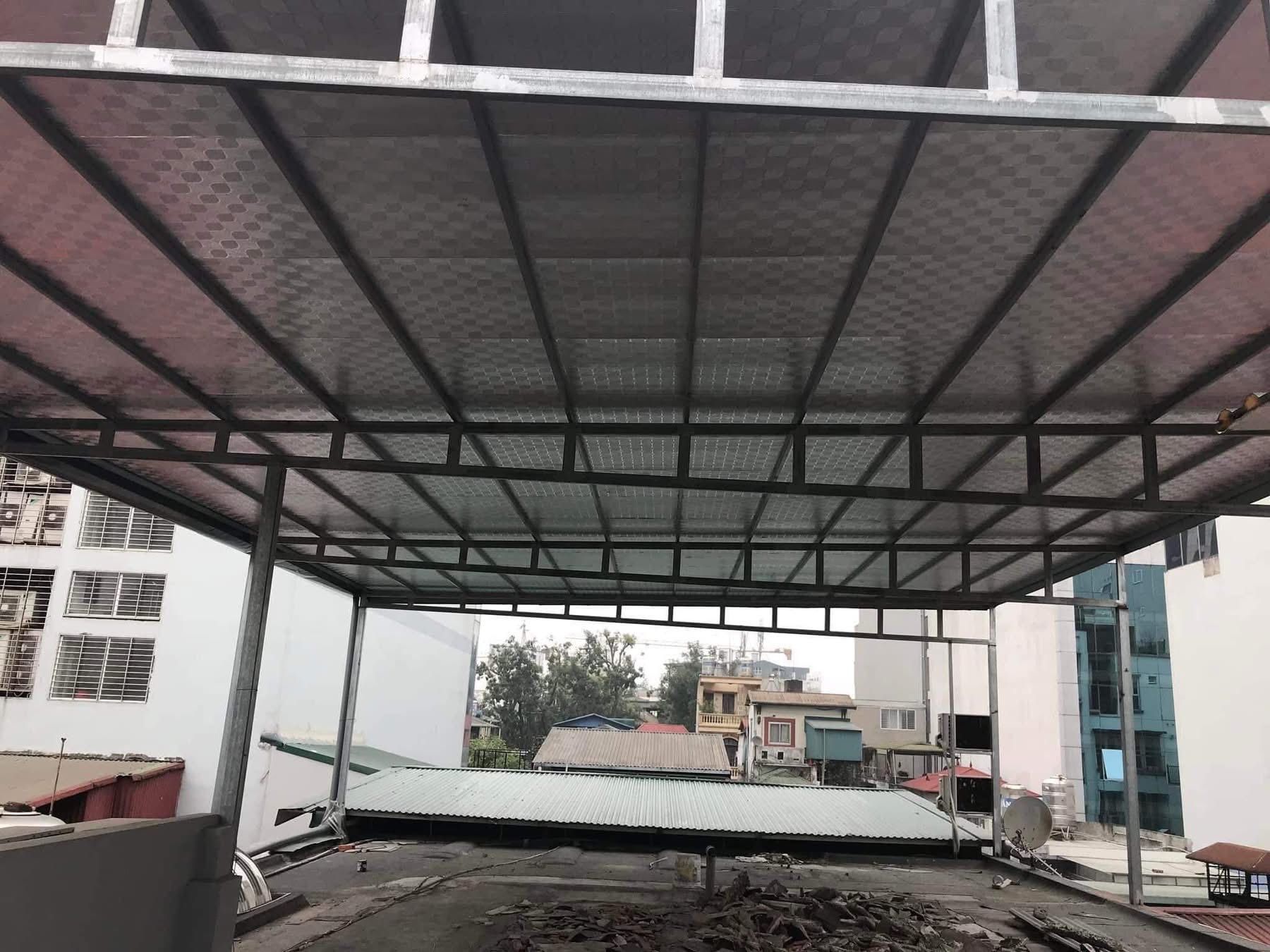 Thi công lắp đặt mái tôn 