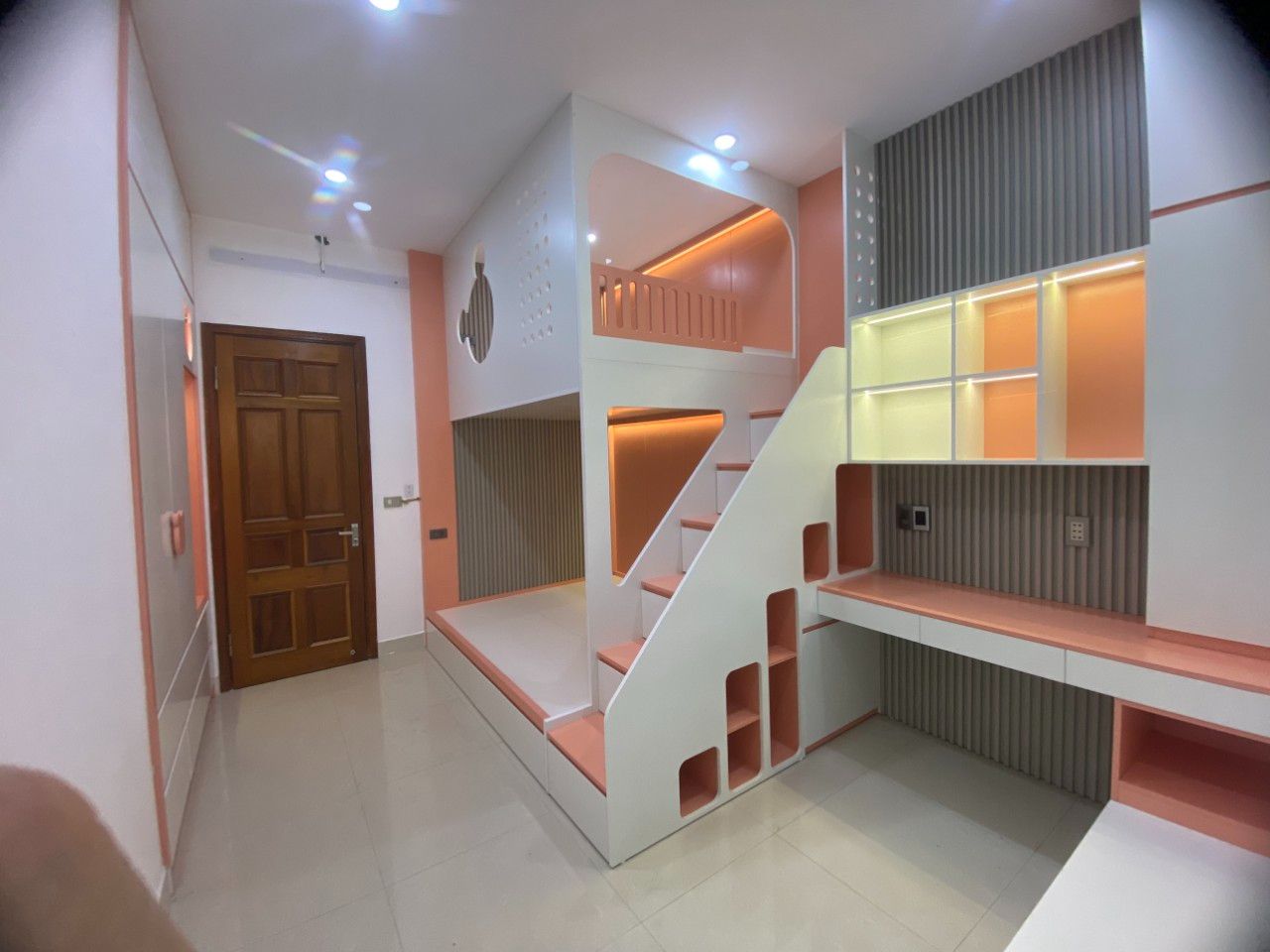 Thi công lắp đặt giường tầng