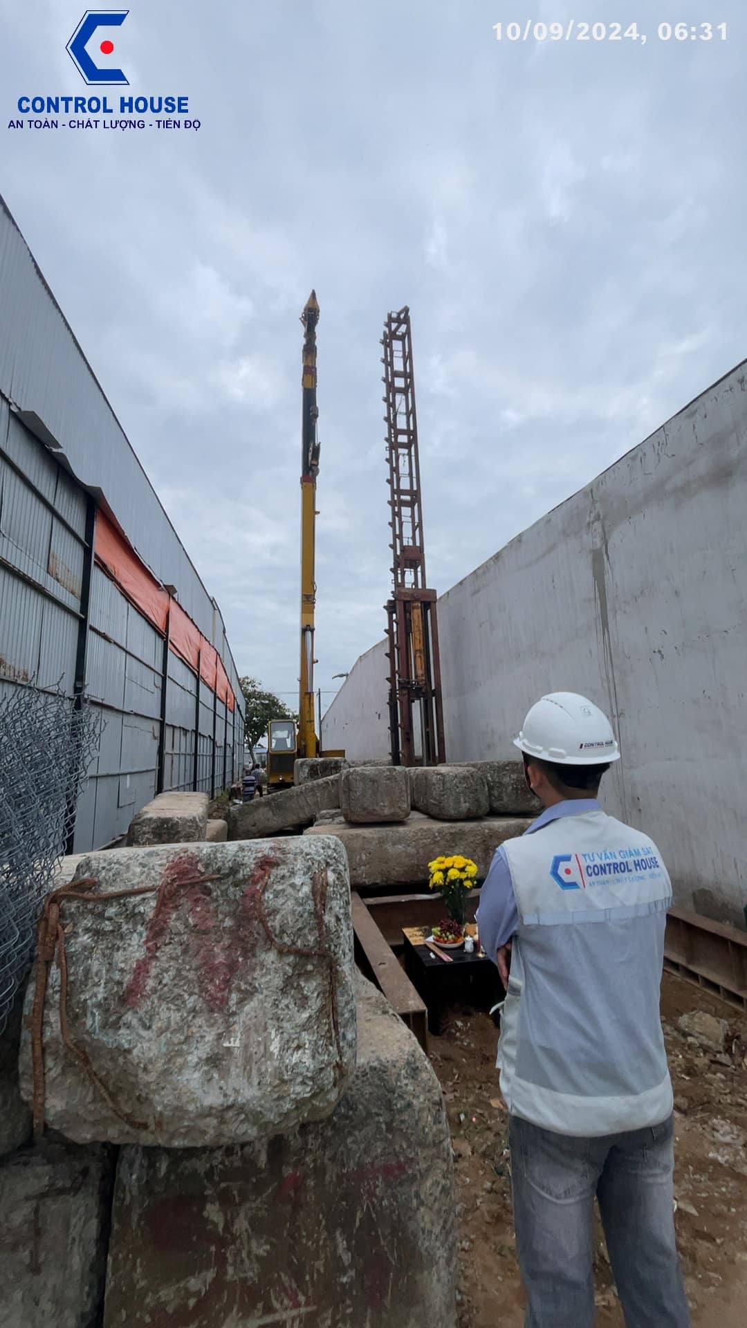 Đội ngũ giám sát ép cọc bê tông
