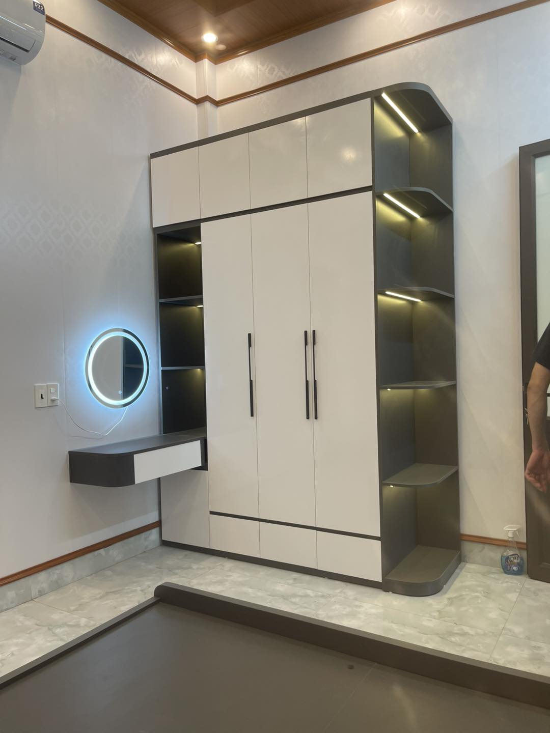 Tủ quần áo hiện đại 