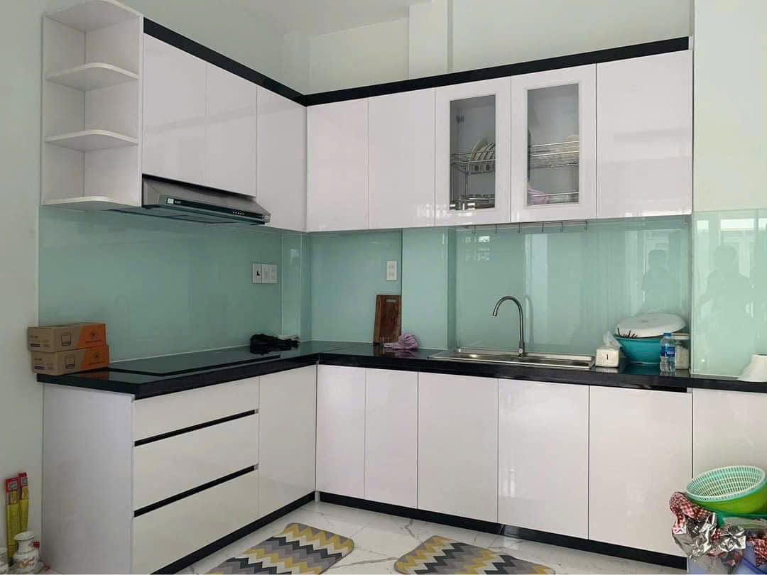 Thi công hoàn thiện tủ bếp hiện đại 