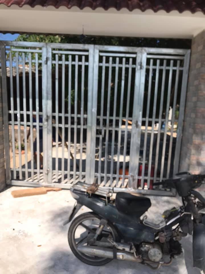 Cửa cổng inox 