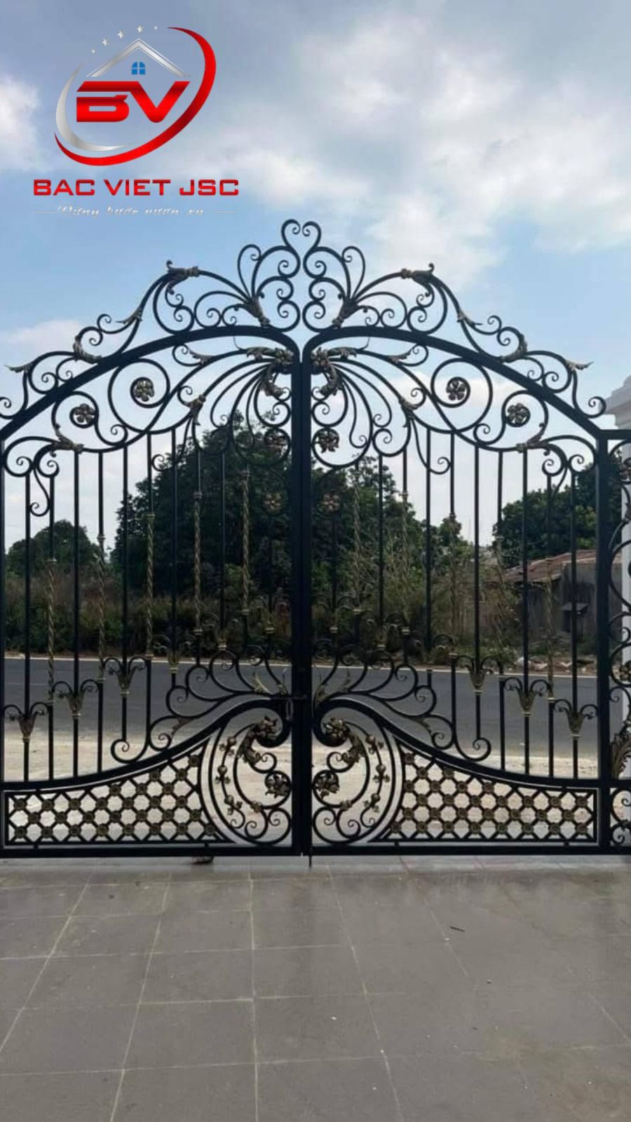 Cổng sắt 
