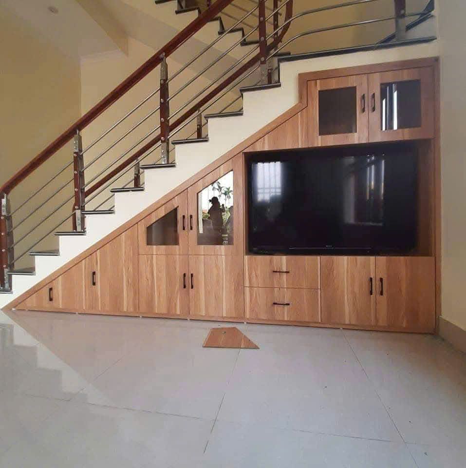 Kệ tivi gầm cầu thang 