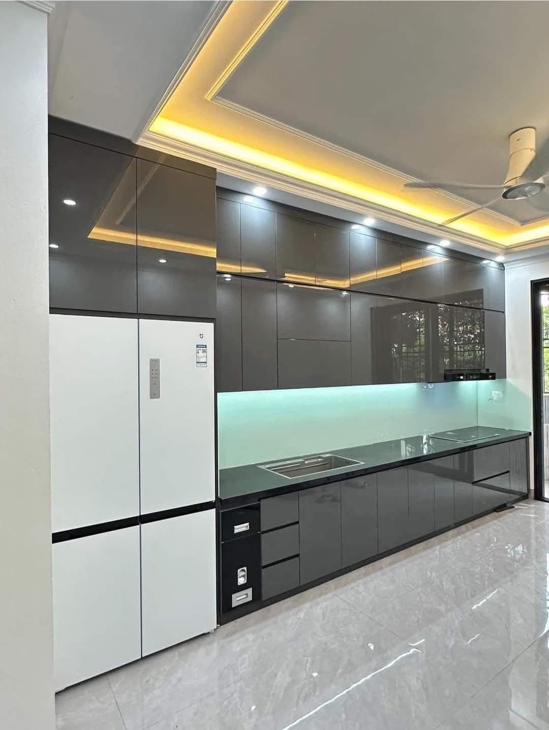 Thi công hoàn thiện căn bếp hiện đại