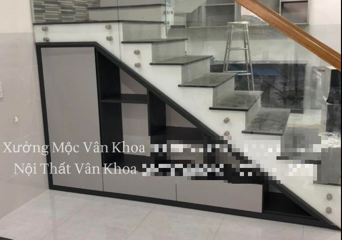 Kệ dưới gầm cầu thang 
