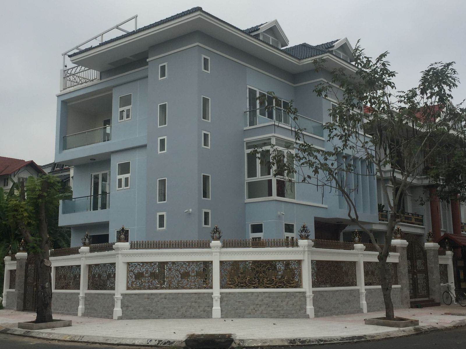 Cửa sổ nhôm kính