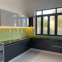 Thi công tủ bếp hiện đại