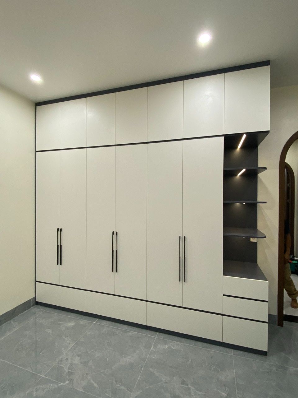Thi  công tủ quần áo hiện đại