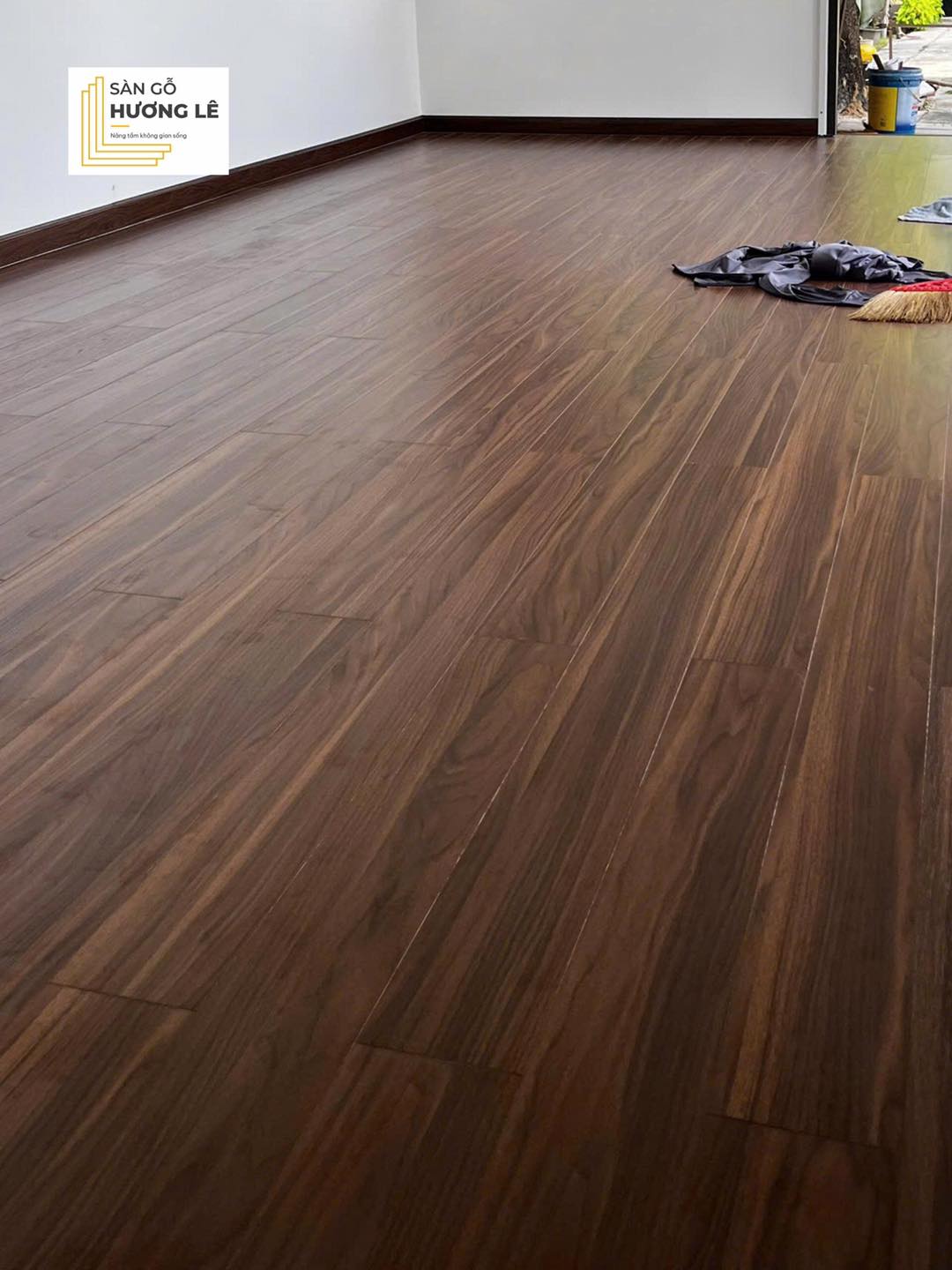  THI CÔNG SÀN GỖ AG803