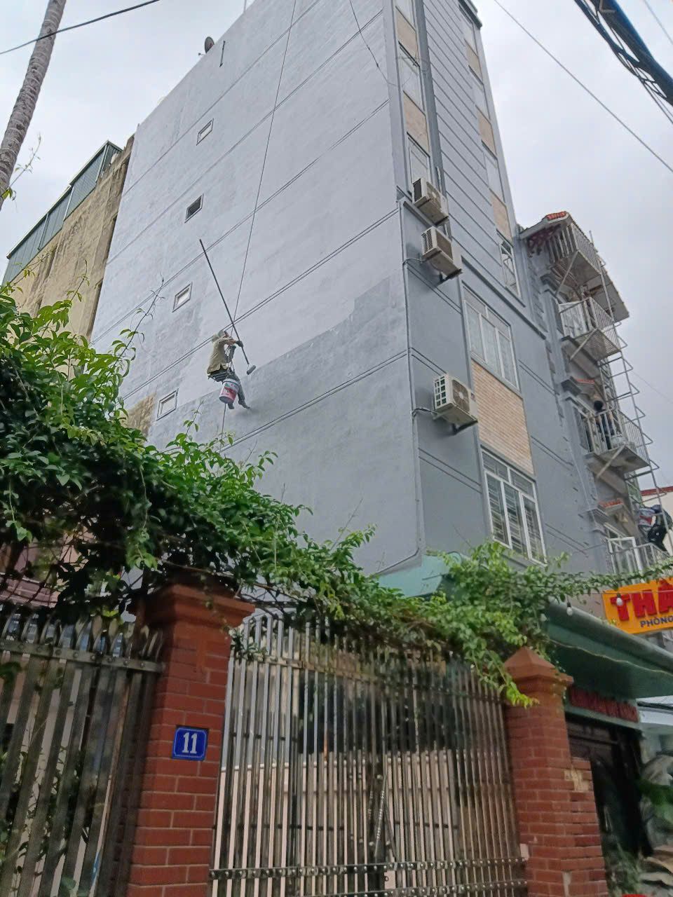Thi công sơn chống thấm tường nhà 