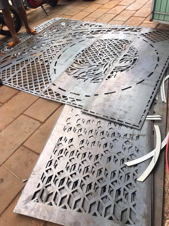 Tấm sắt hoa văn CNC