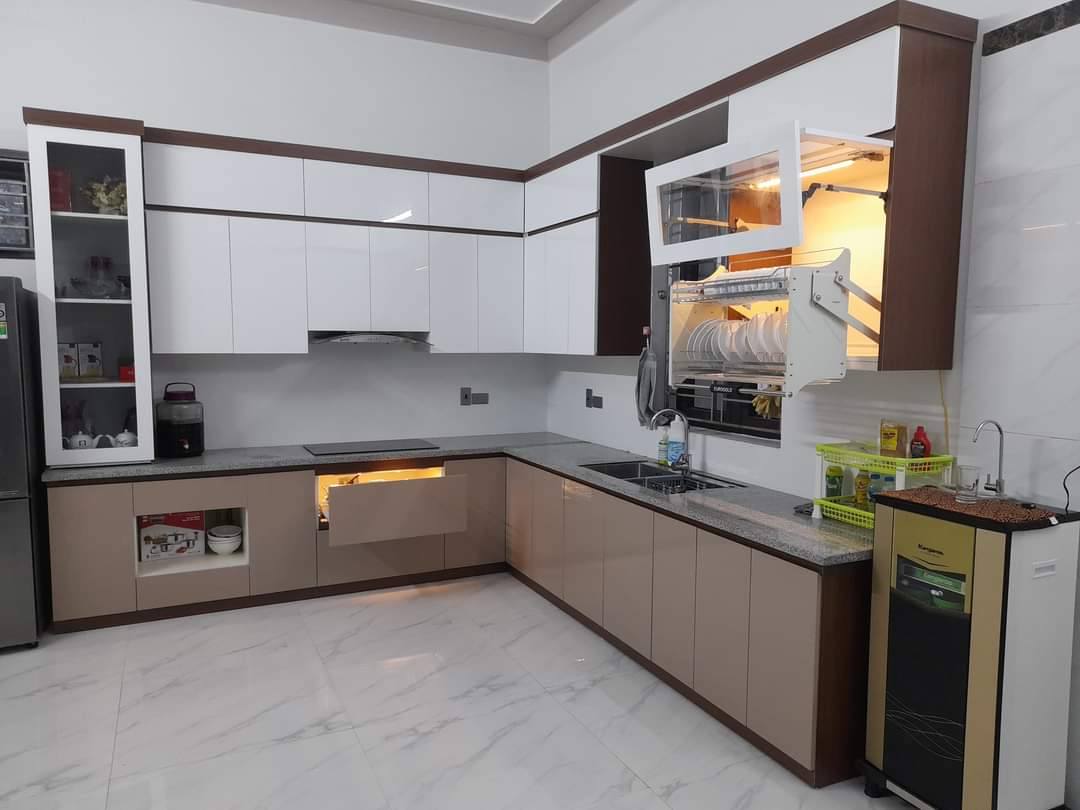 Thi công tủ bếp hiện đại 