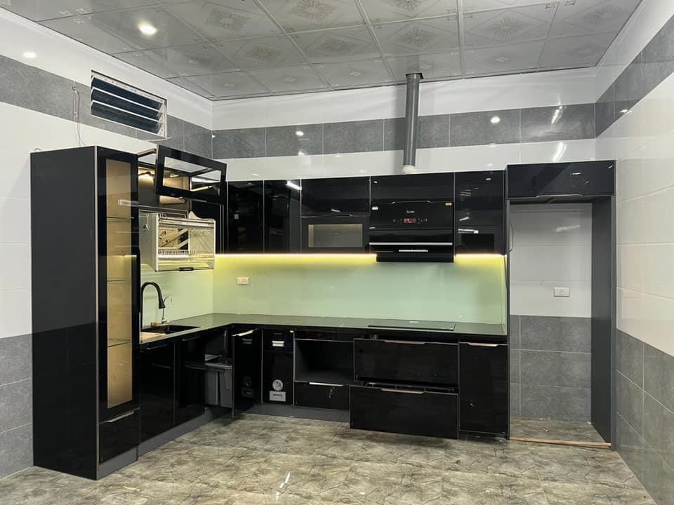 Hoàn thiện tủ bếp hiện đại